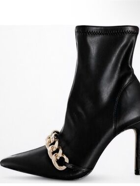 Zara Black Leather Pointed Toe Ankle Boots with Gold Chain
